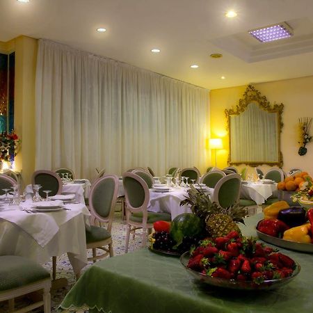 Hotel Posta Chianciano Terme Exterior foto
