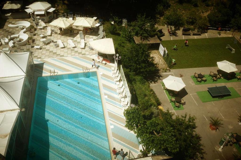Hotel Posta Chianciano Terme Exterior foto
