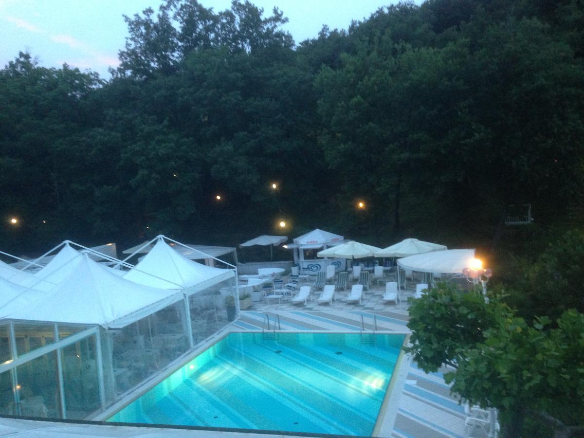 Hotel Posta Chianciano Terme Exterior foto