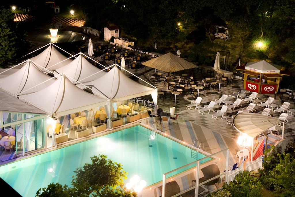 Hotel Posta Chianciano Terme Exterior foto