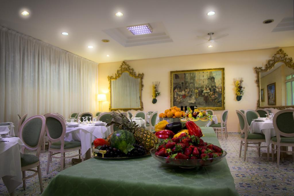 Hotel Posta Chianciano Terme Exterior foto